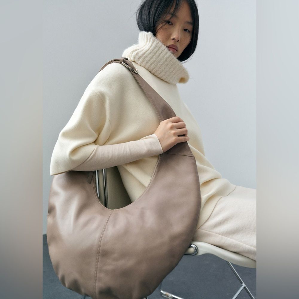 Mango HALF-MOON LEATHER BAG
